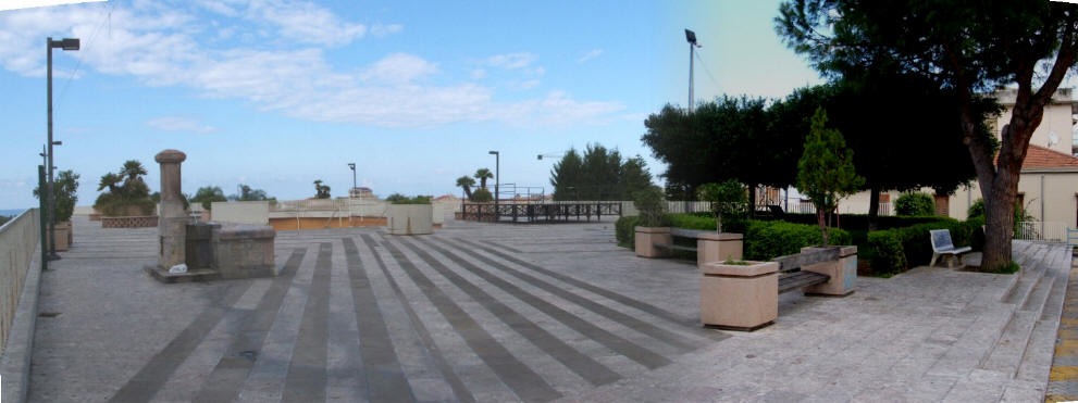 Piazza Autonomia